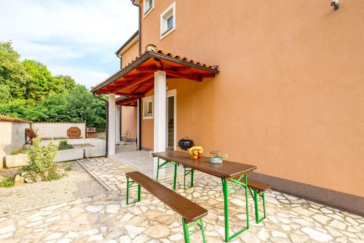 Julija Apartamento Dramalj Exterior foto