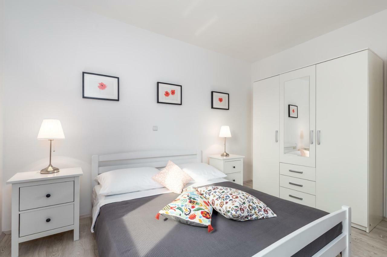 Julija Apartamento Dramalj Exterior foto