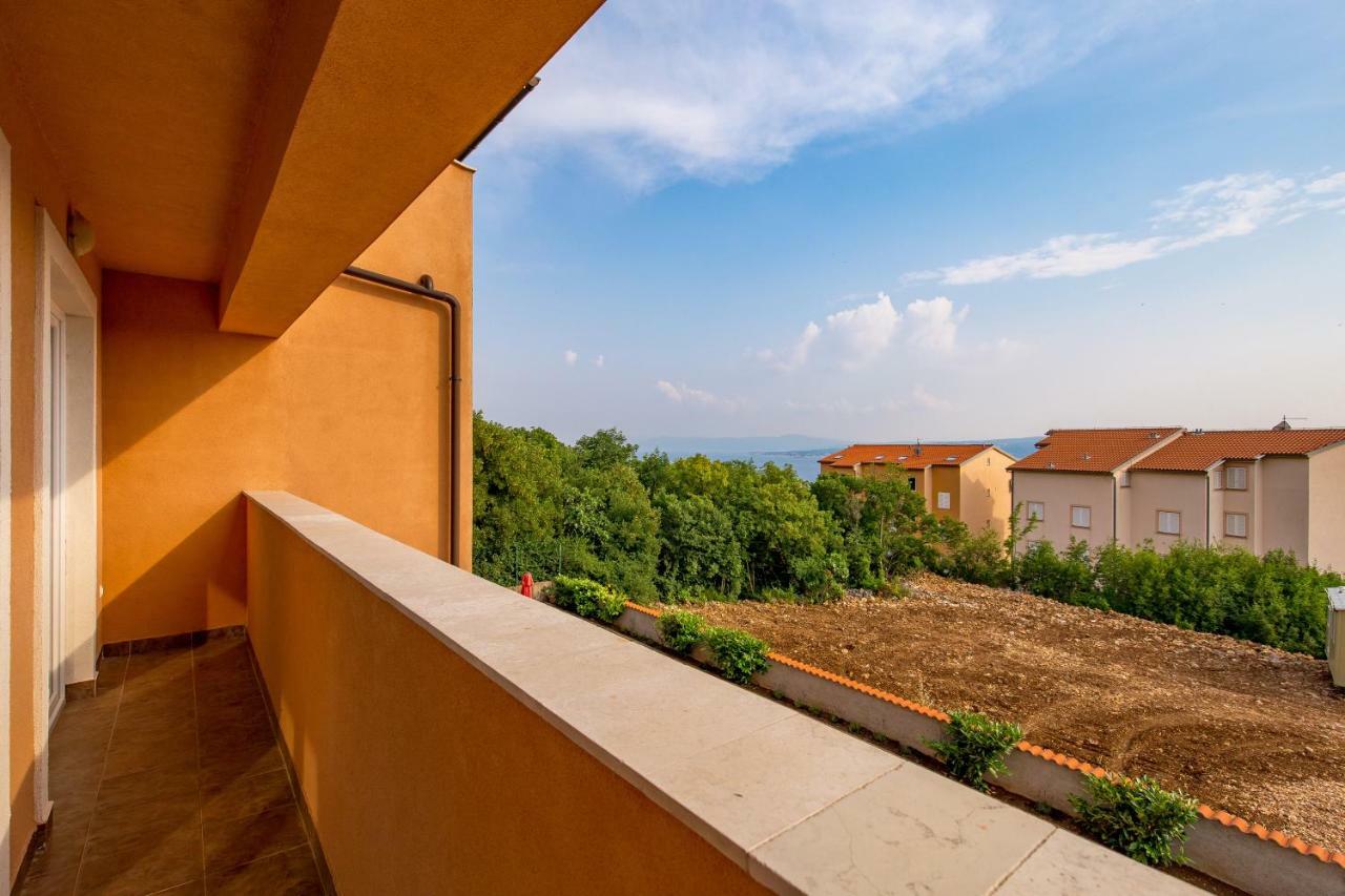 Julija Apartamento Dramalj Exterior foto